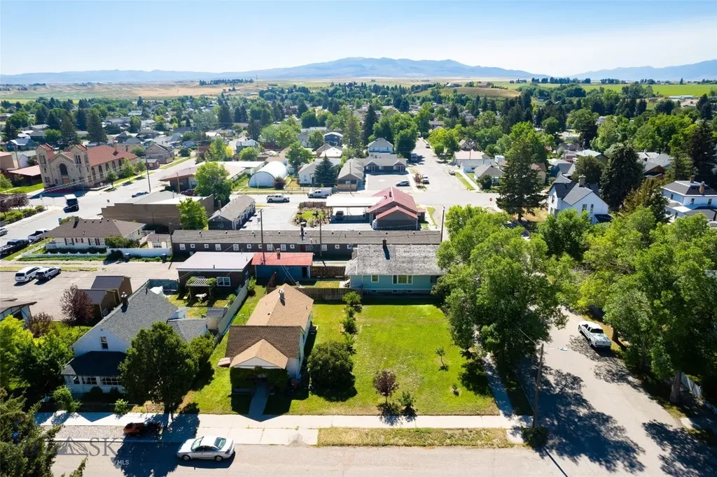 323 E Morse Street Dillon MT 59725