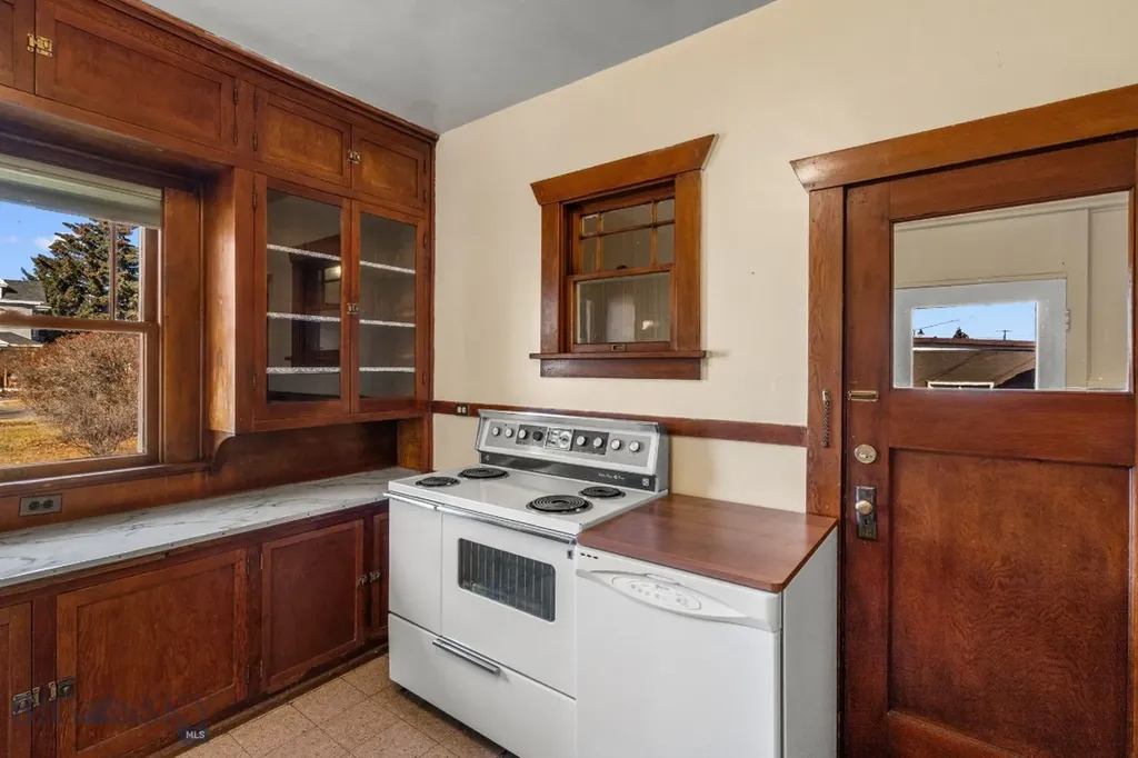 323 E Morse Street Dillon MT 59725