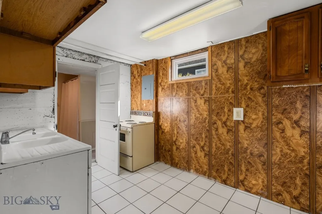 323 E Morse Street Dillon MT 59725
