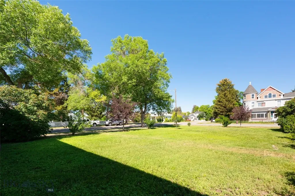 323 E Morse Street Dillon MT 59725