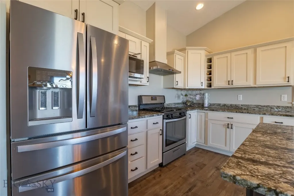 10 Ridgeview Drive Clancy MT 59634