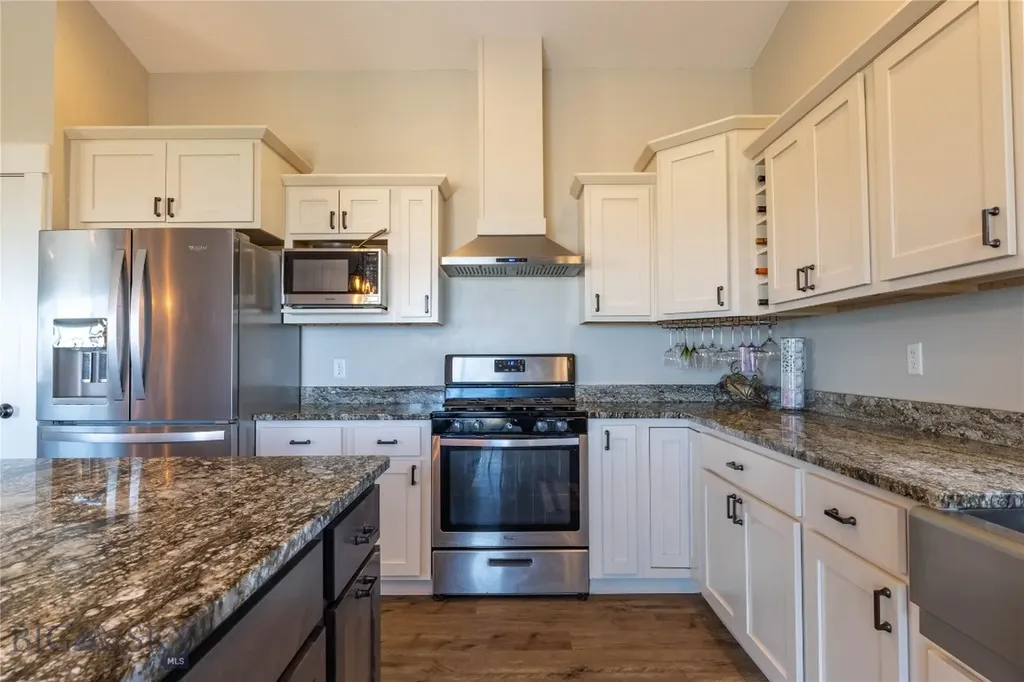 10 Ridgeview Drive Clancy MT 59634