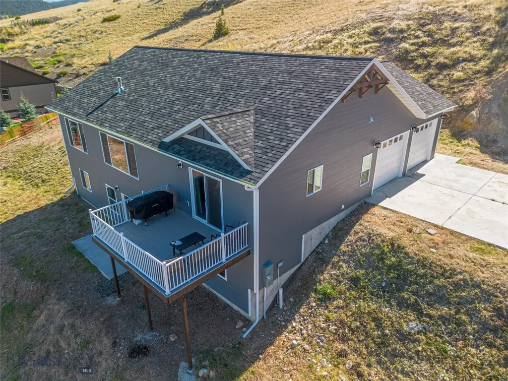 10 Ridgeview Drive Clancy MT 59634