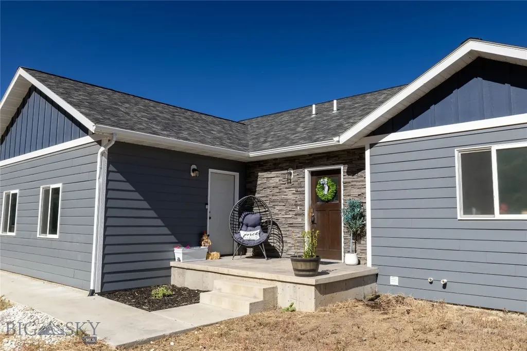 10 Ridgeview Drive Clancy MT 59634