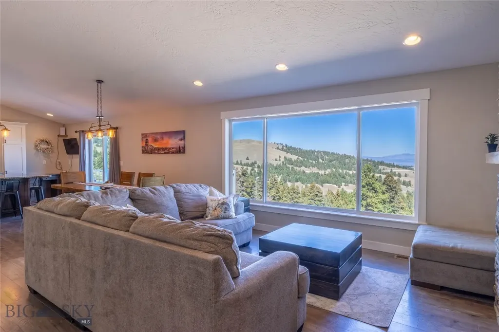 10 Ridgeview Drive Clancy MT 59634