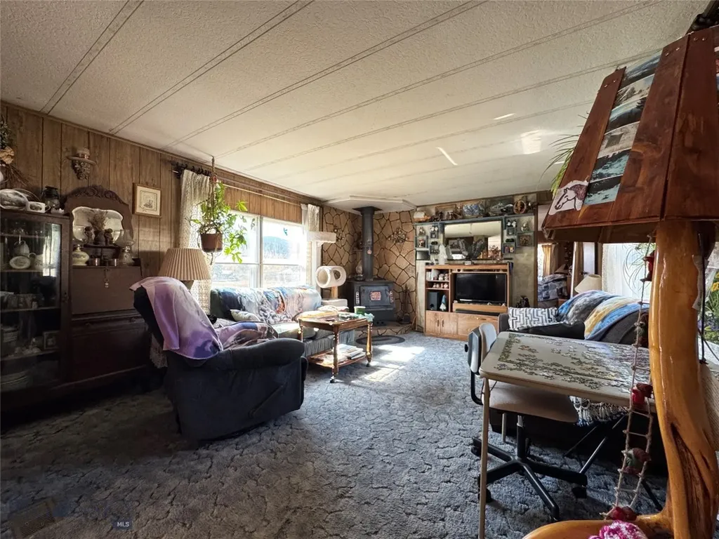2 Elkhorn Way Jefferson City MT 59638