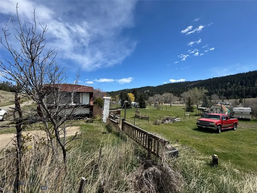 2 Elkhorn Way Jefferson City MT 59638
