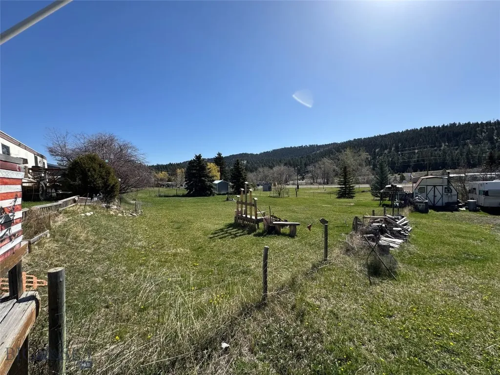 2 Elkhorn Way Jefferson City MT 59638