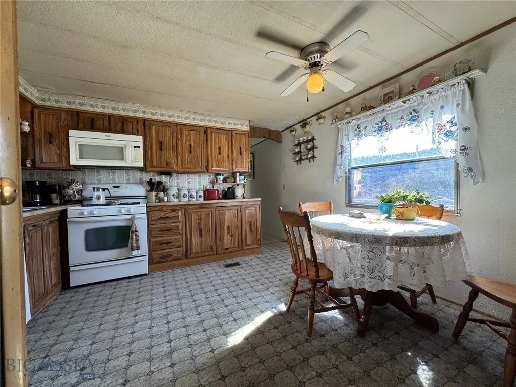 2 Elkhorn Way Jefferson City MT 59638