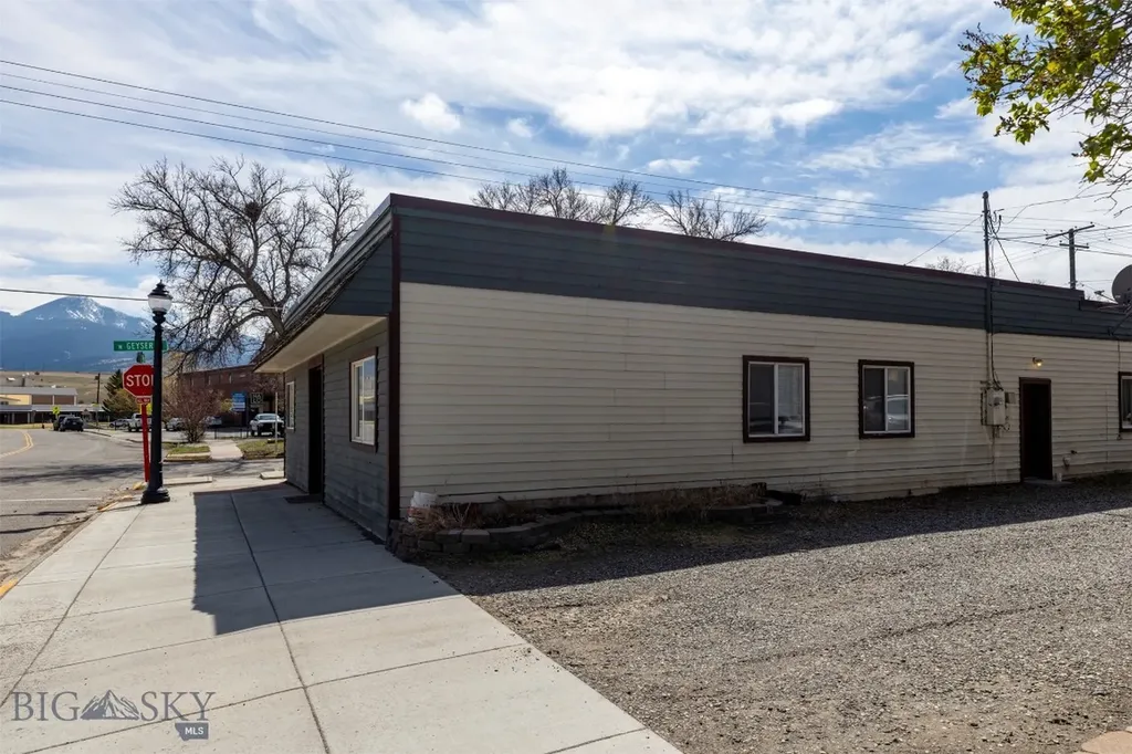 332 S Main Street Livingston MT 59047
