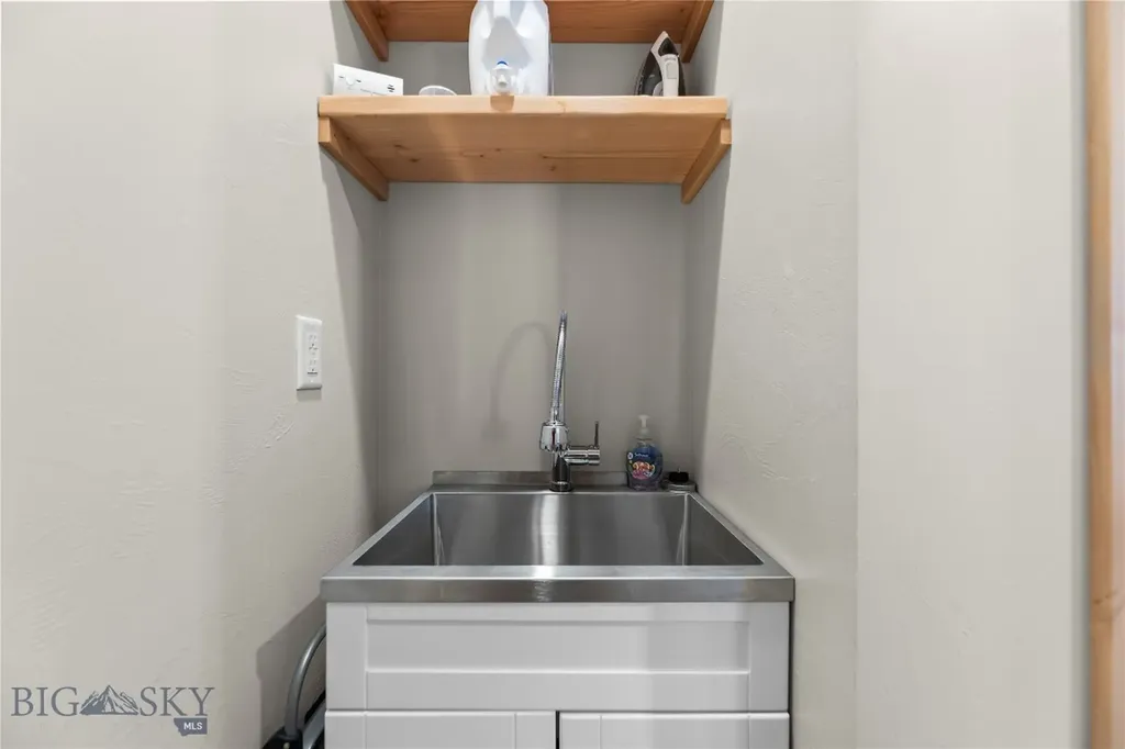37 Bridger Gully Bozeman MT 59715