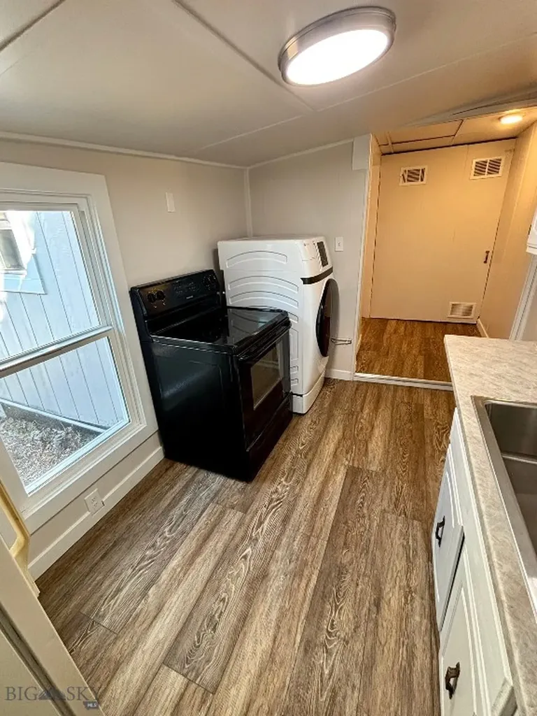 14 & 141/2 S Rodney Street Helena MT 59601
