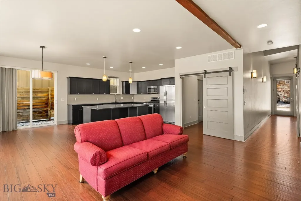 876 Rosa Way Bozeman MT 59718