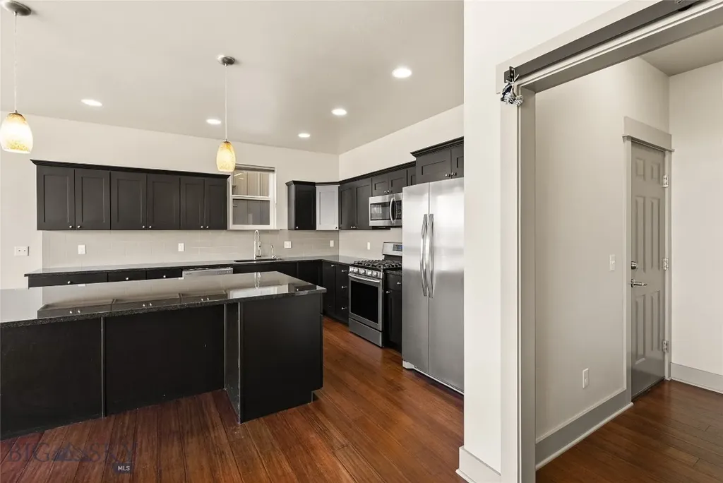 876 Rosa Way Bozeman MT 59718