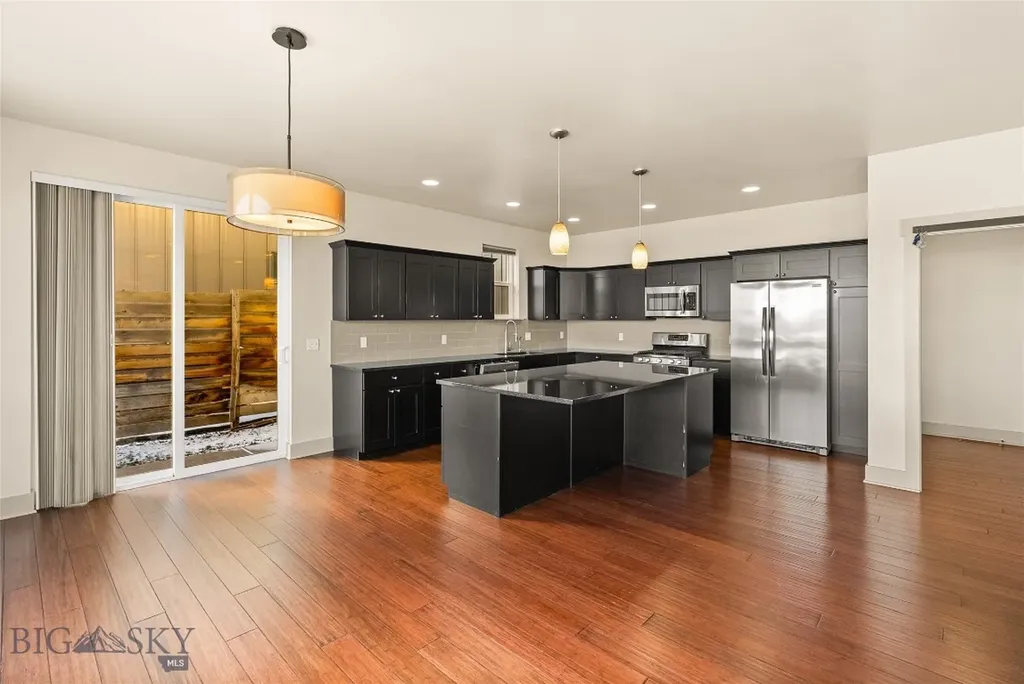 876 Rosa Way Bozeman MT 59718