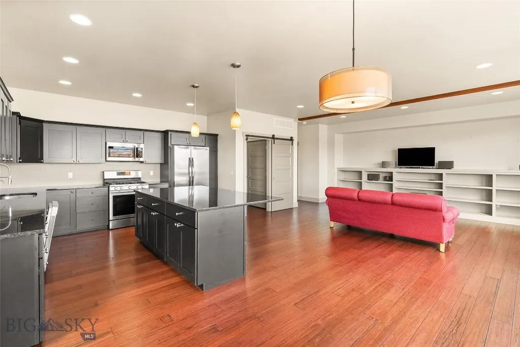 876 Rosa Way Bozeman MT 59718