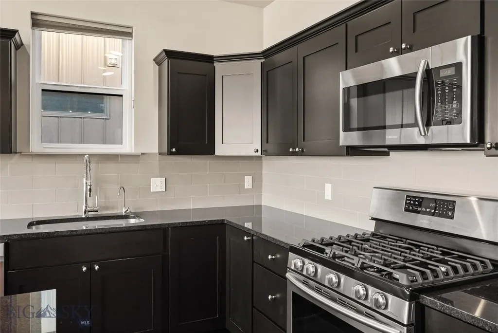 876 Rosa Way Bozeman MT 59718