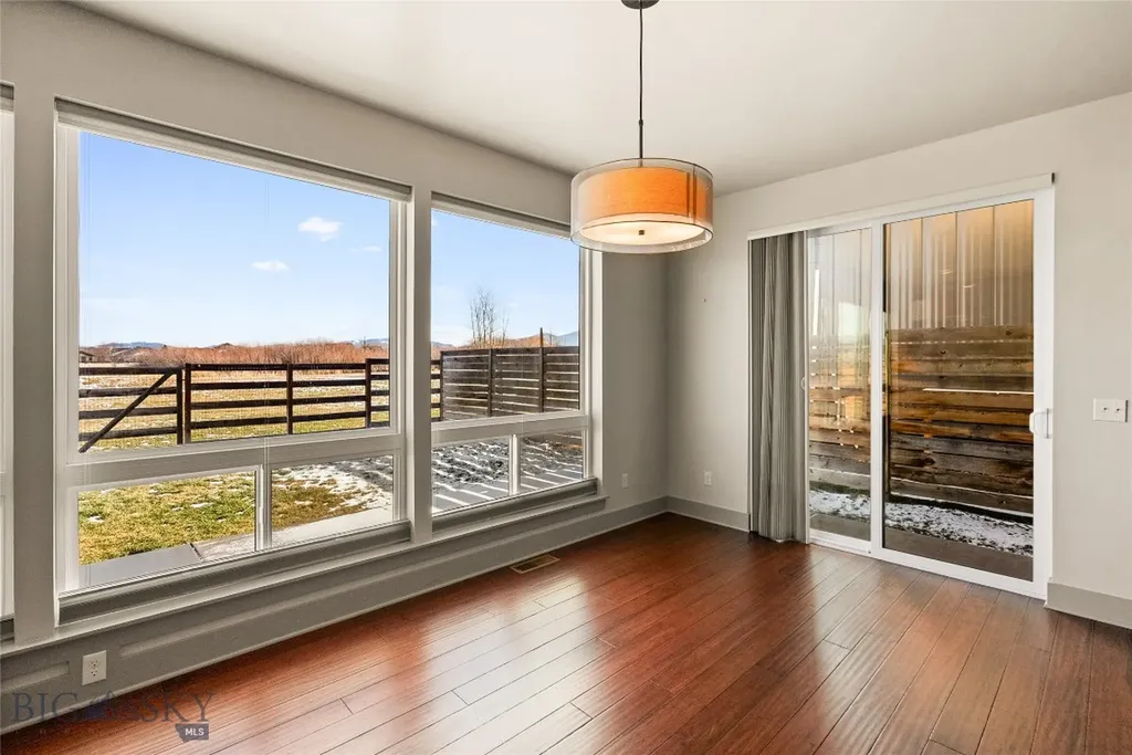 876 Rosa Way Bozeman MT 59718