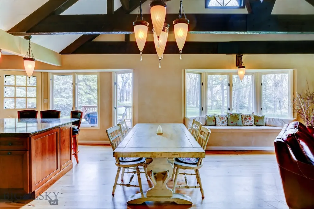 16 9th Street Island Drive Livingston MT 59047