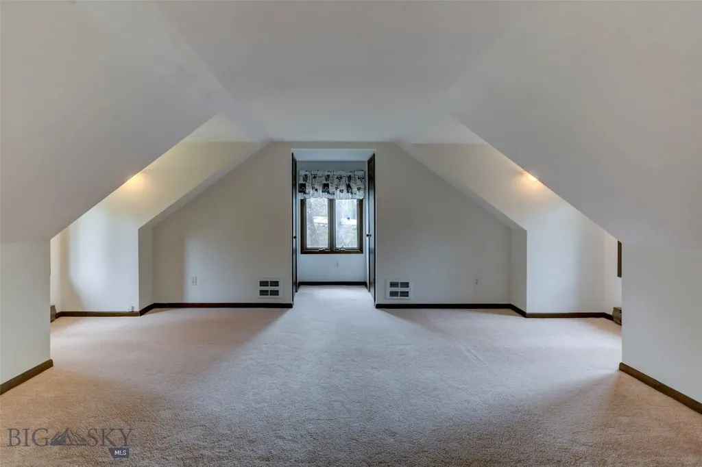 16 9th Street Island Drive Livingston MT 59047