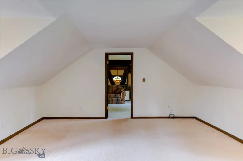 16 9th Street Island Drive Livingston MT 59047