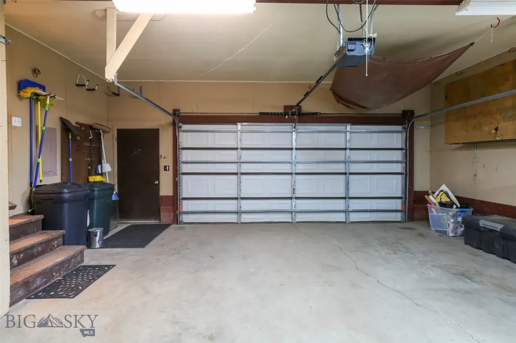 16 9th Street Island Drive Livingston MT 59047