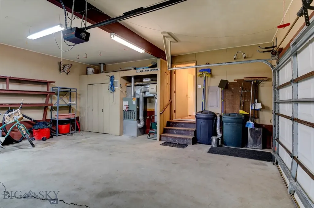 16 9th Street Island Drive Livingston MT 59047