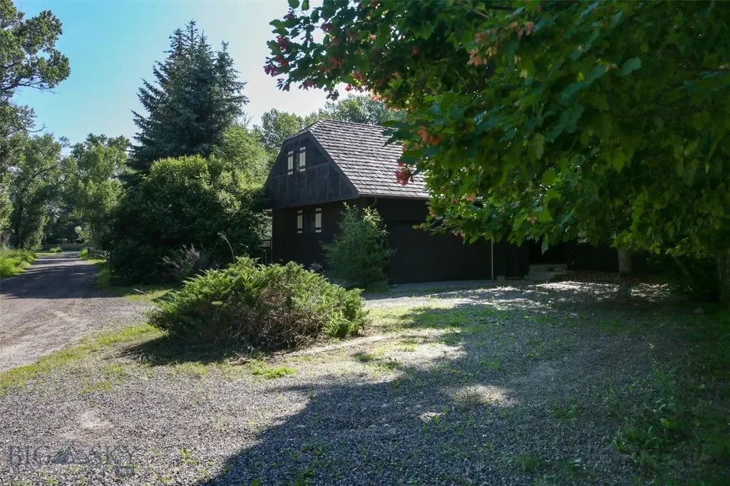 16 9th Street Island Drive Livingston MT 59047