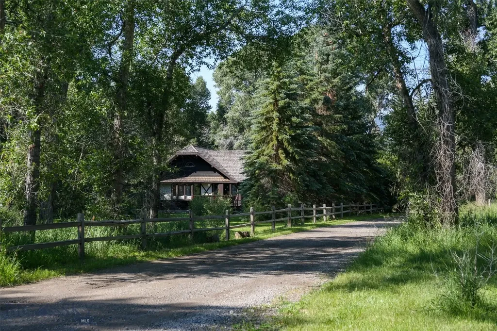 16 9th Street Island Drive Livingston MT 59047