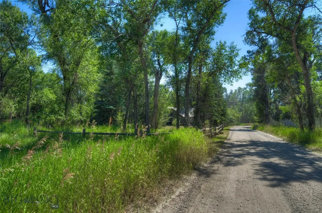 16 9th Street Island Drive Livingston MT 59047