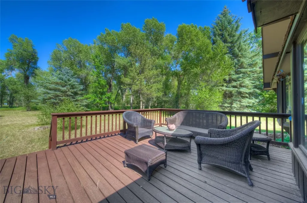 16 9th Street Island Drive Livingston MT 59047