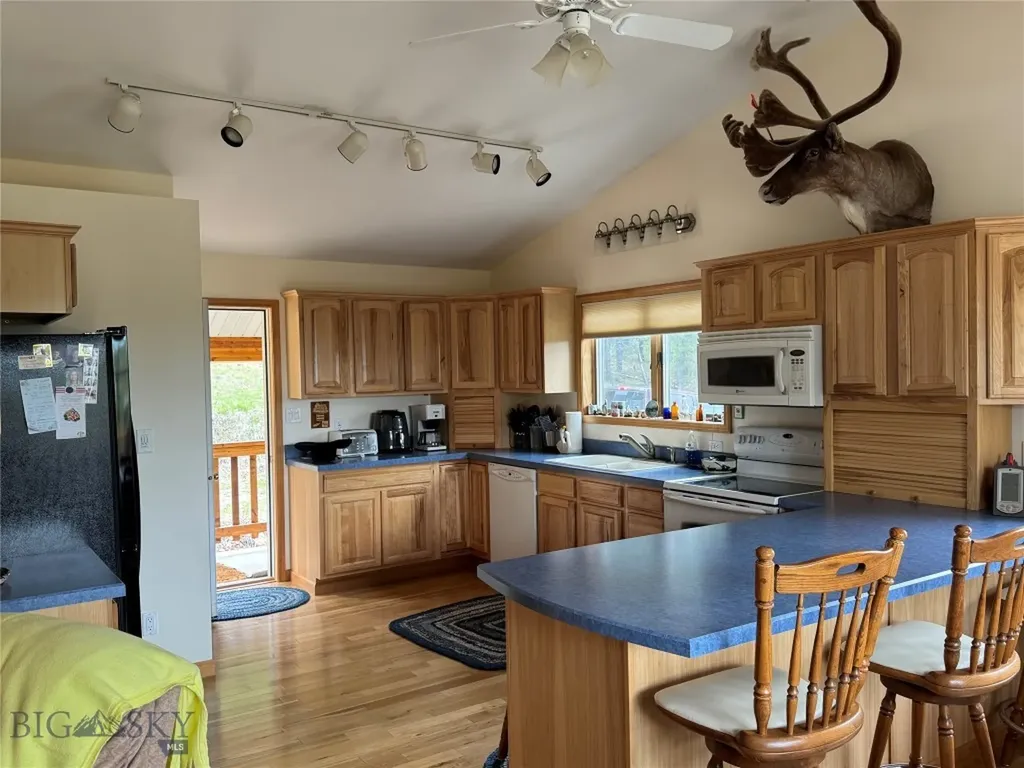 95 Little Moose Creek Trail White Sulphur Springs MT 59645