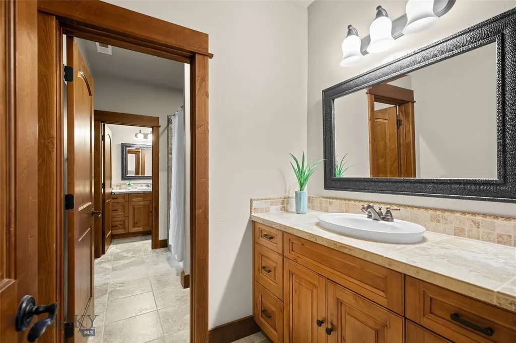 306 Glenbrook Lane Belgrade MT 59714