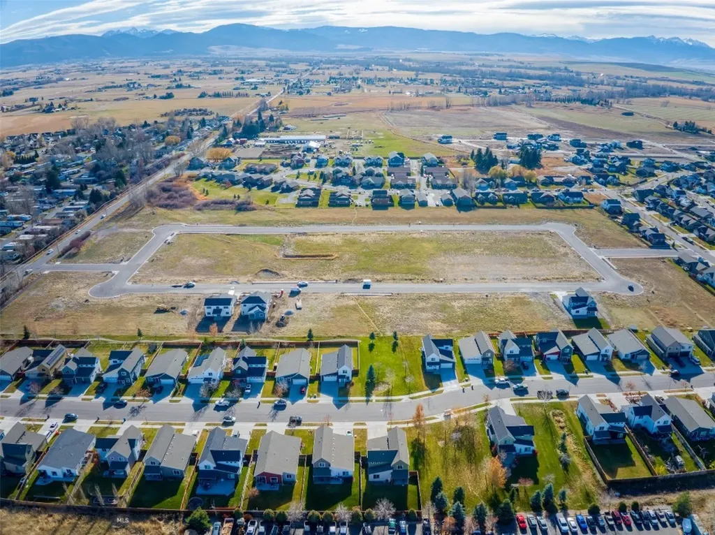 Tbd Cloudfield (lot 38) Circle Bozeman MT 59718