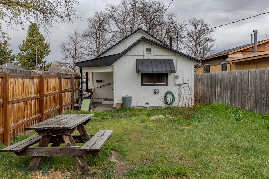 302 S G Street Livingston MT 59047