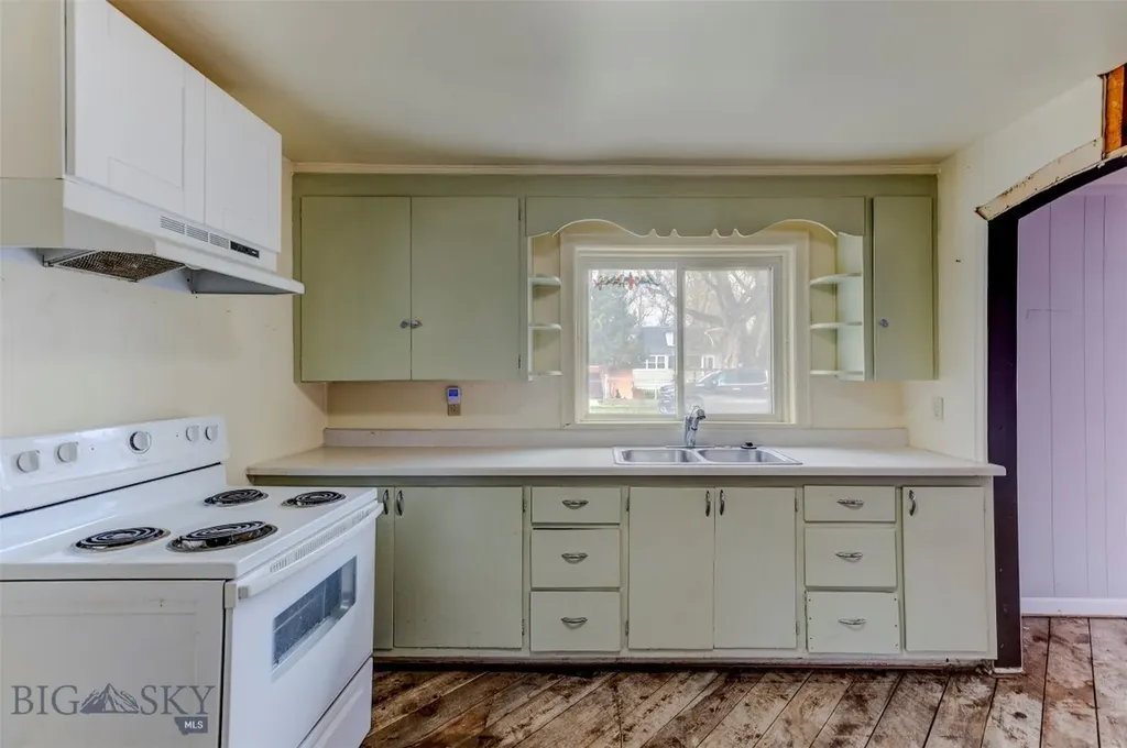 302 S G Street Livingston MT 59047
