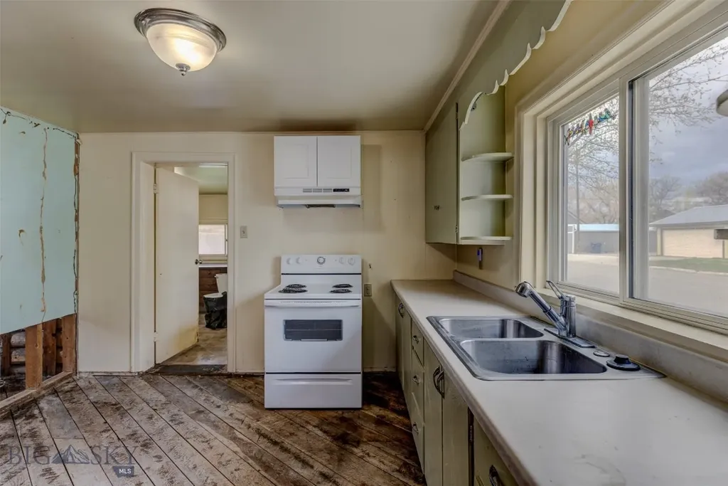 302 S G Street Livingston MT 59047