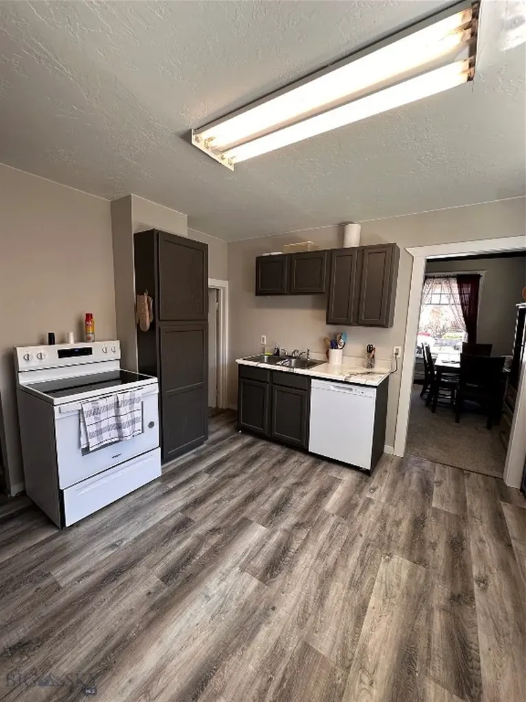 1717 Lowell Avenue Butte MT 59701