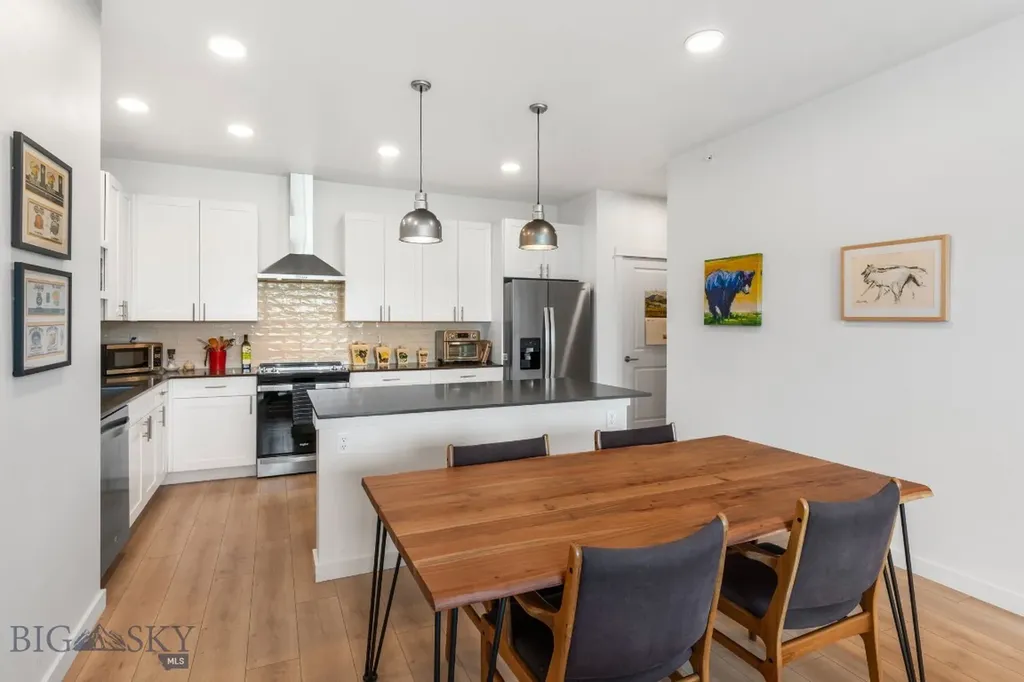 2221F Willow Drive Livingston MT 59047