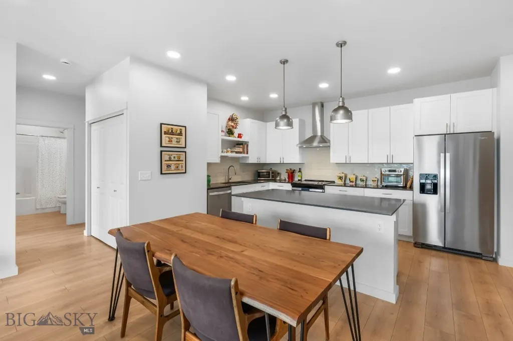 2221F Willow Drive Livingston MT 59047