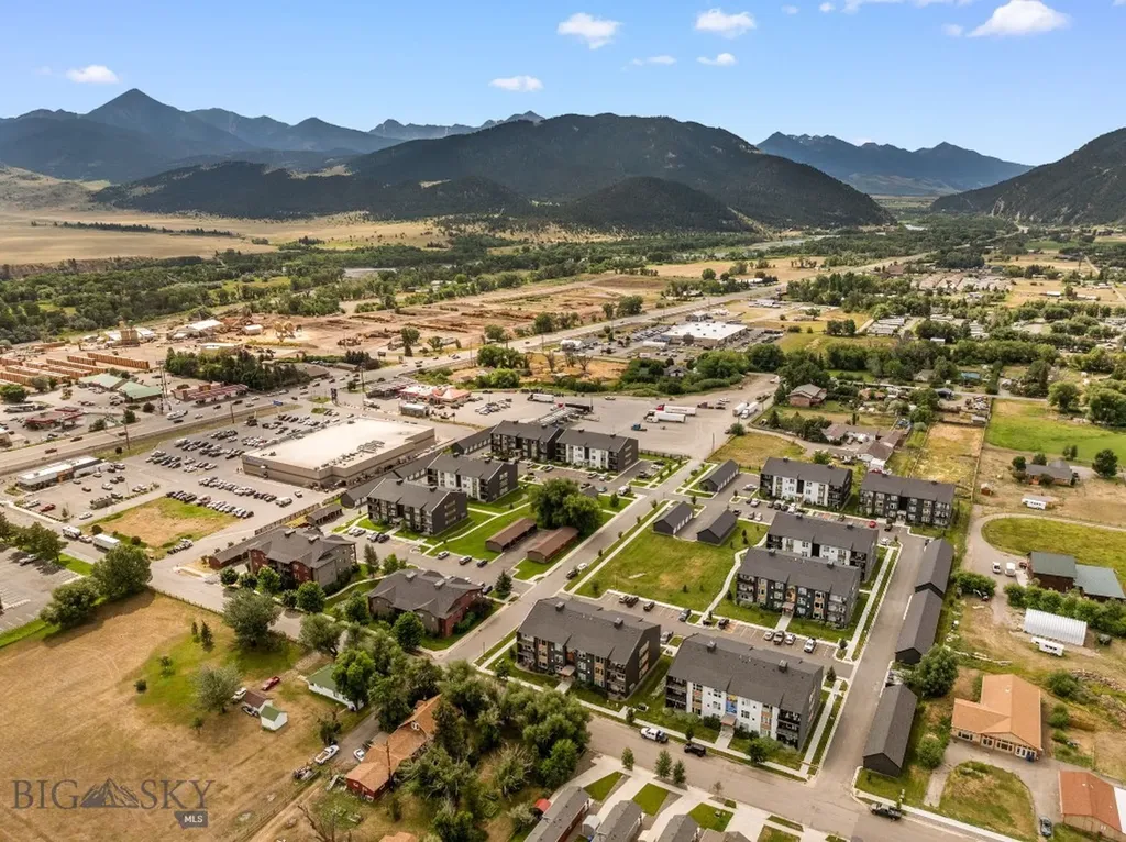 2221F Willow Drive Livingston MT 59047