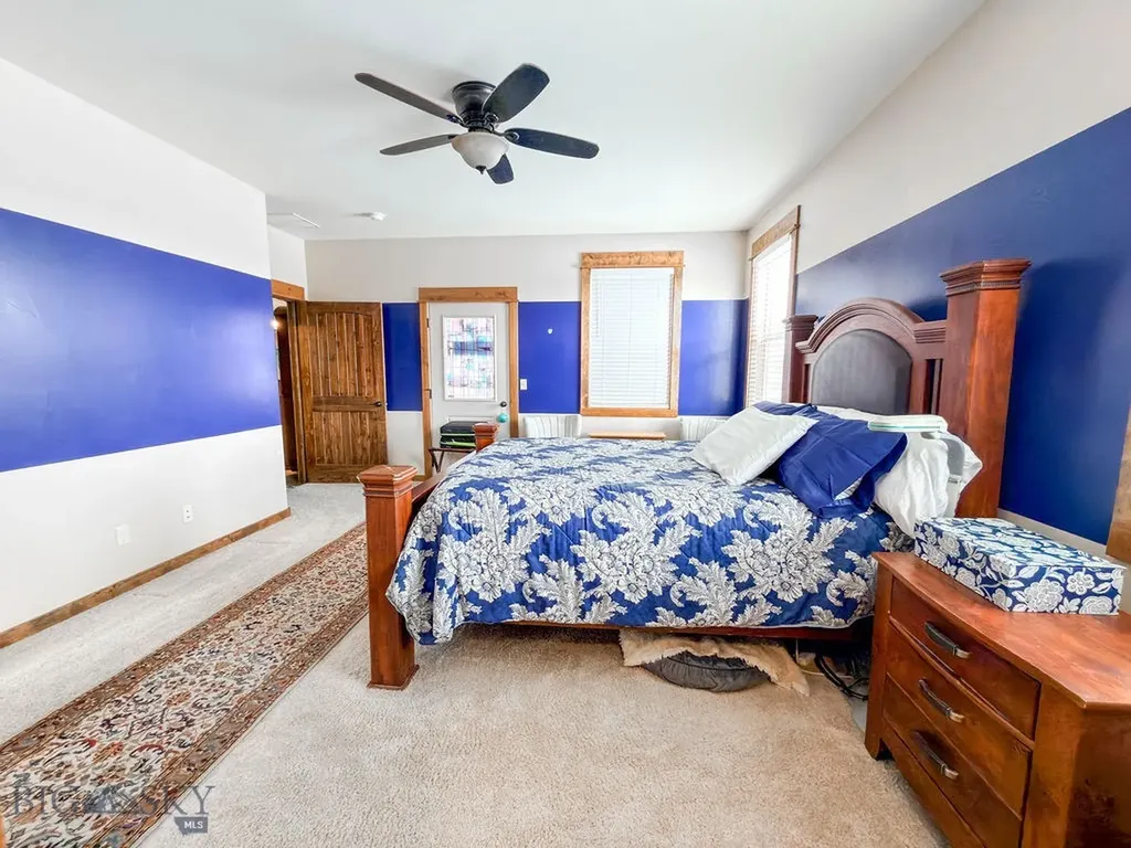 324 NW Passage Lane Manhattan MT 59741