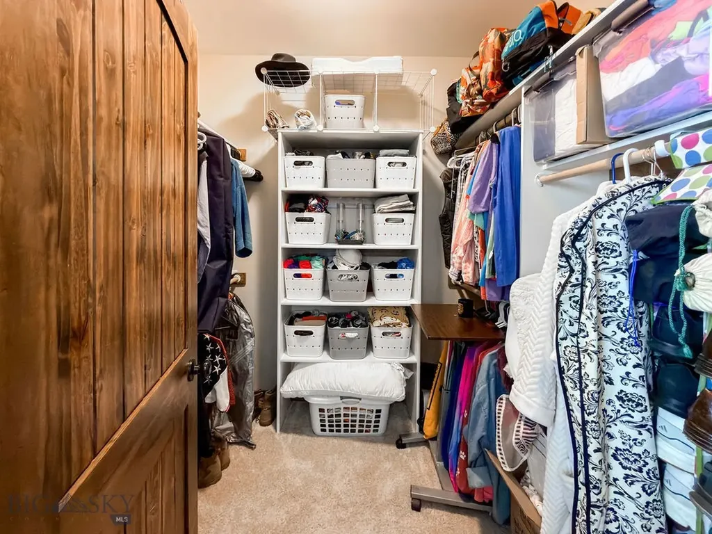 324 NW Passage Lane Manhattan MT 59741