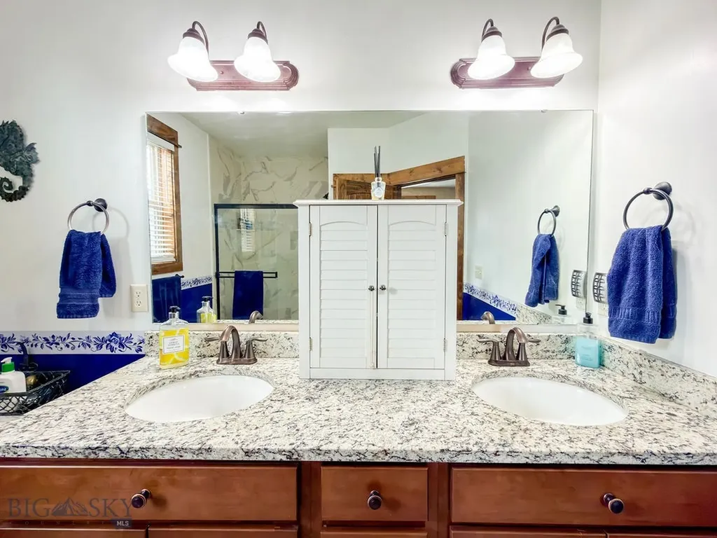 324 NW Passage Lane Manhattan MT 59741