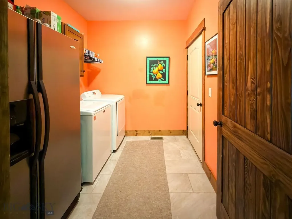 324 NW Passage Lane Manhattan MT 59741