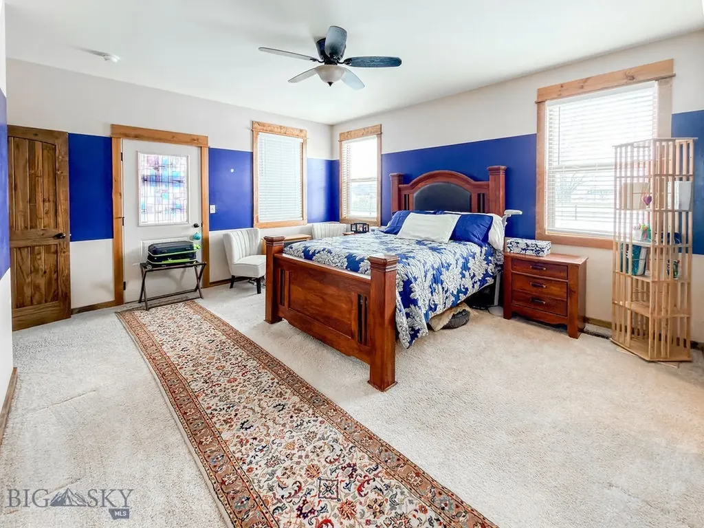 324 NW Passage Lane Manhattan MT 59741