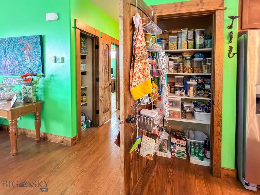 324 NW Passage Lane Manhattan MT 59741