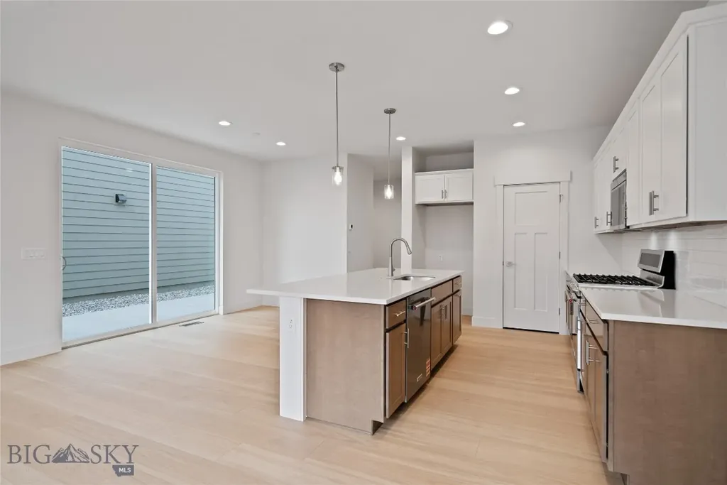 1137 Butler Creek Belgrade MT 59714