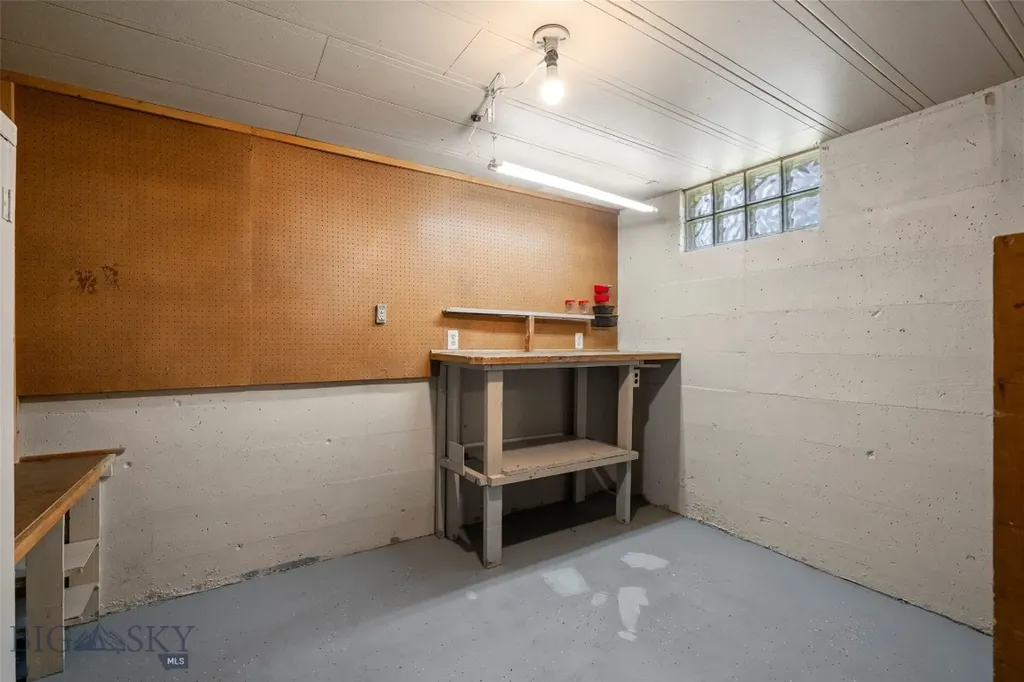 1255 W Aluminum Street Butte MT 59701