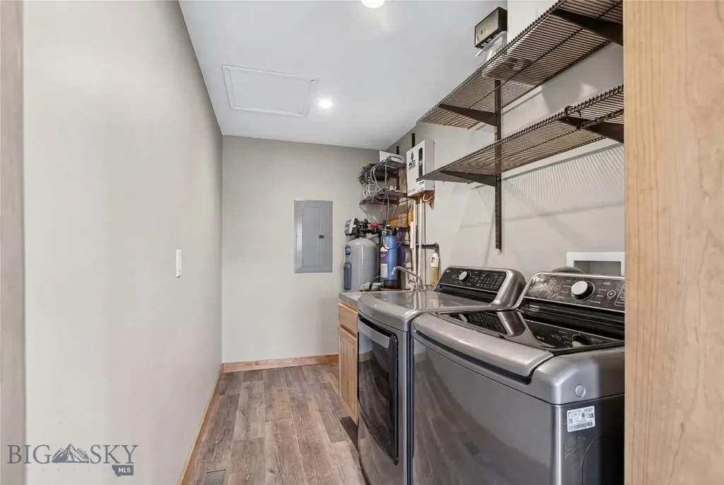 10 Lester Lane Cardwell MT 59721